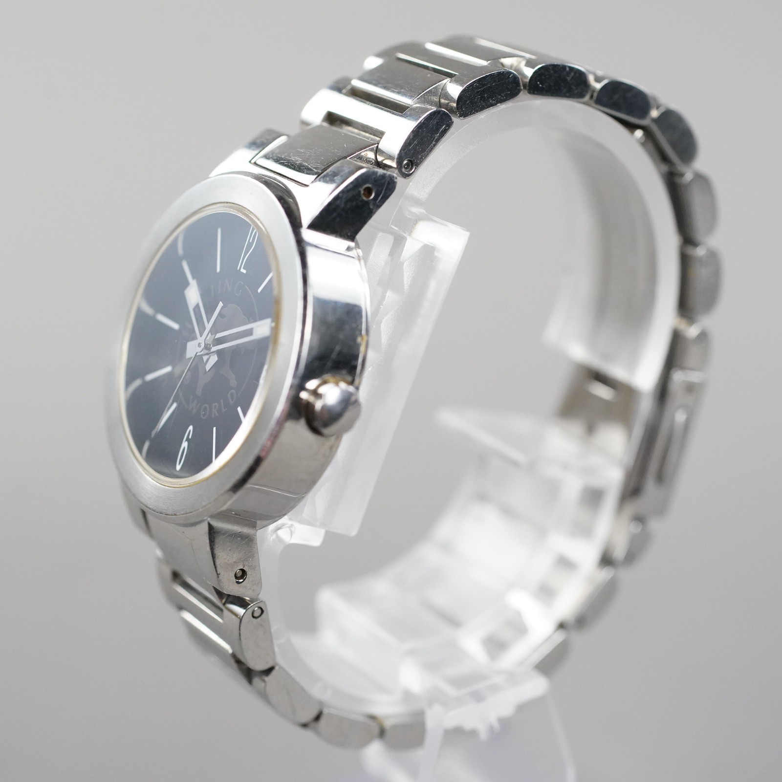 HUNTING WORL Vintage SHW-02L Women’s Watch 29mm New Battery