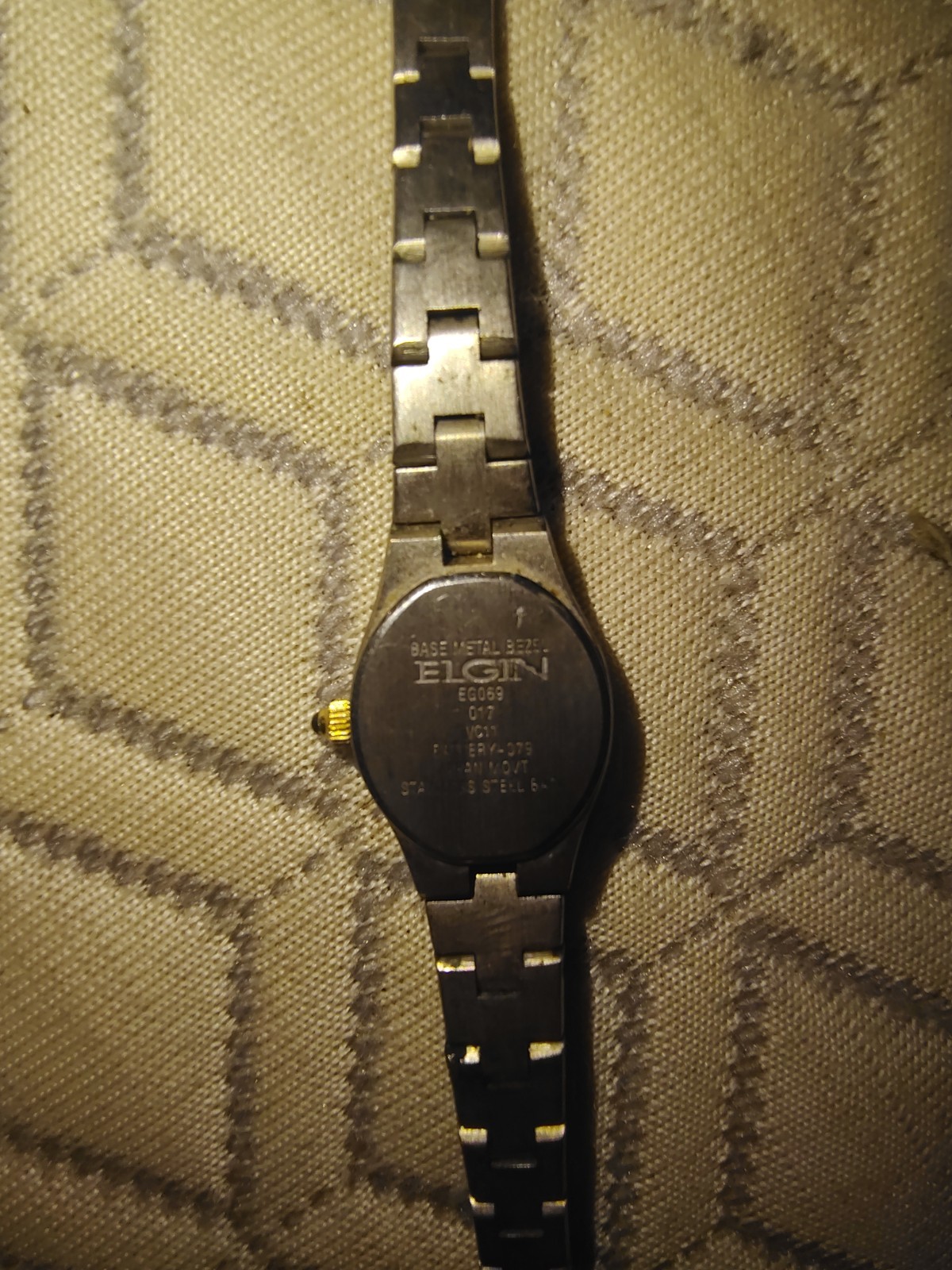 Vintage Two-tone Elgin Diamond Quartz Watch for Women.