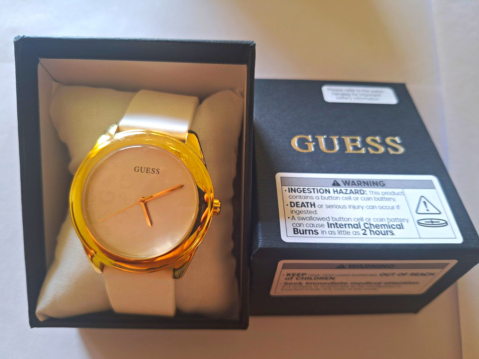 GUESS Women’s Gold-Tone Quartz Watch White Logo Dial Leather Strap w/ Box