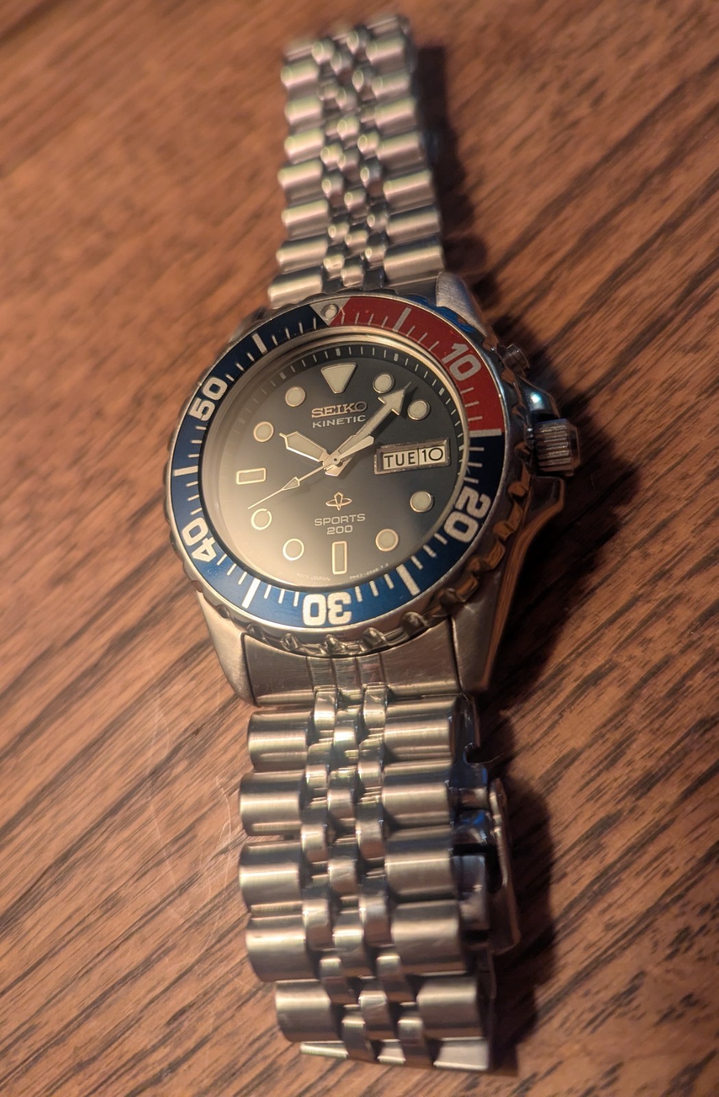 Excellent rare Seiko Kinetic Sports 200 Pepsi Red Blue Men’s Diver 5M43-0A49
