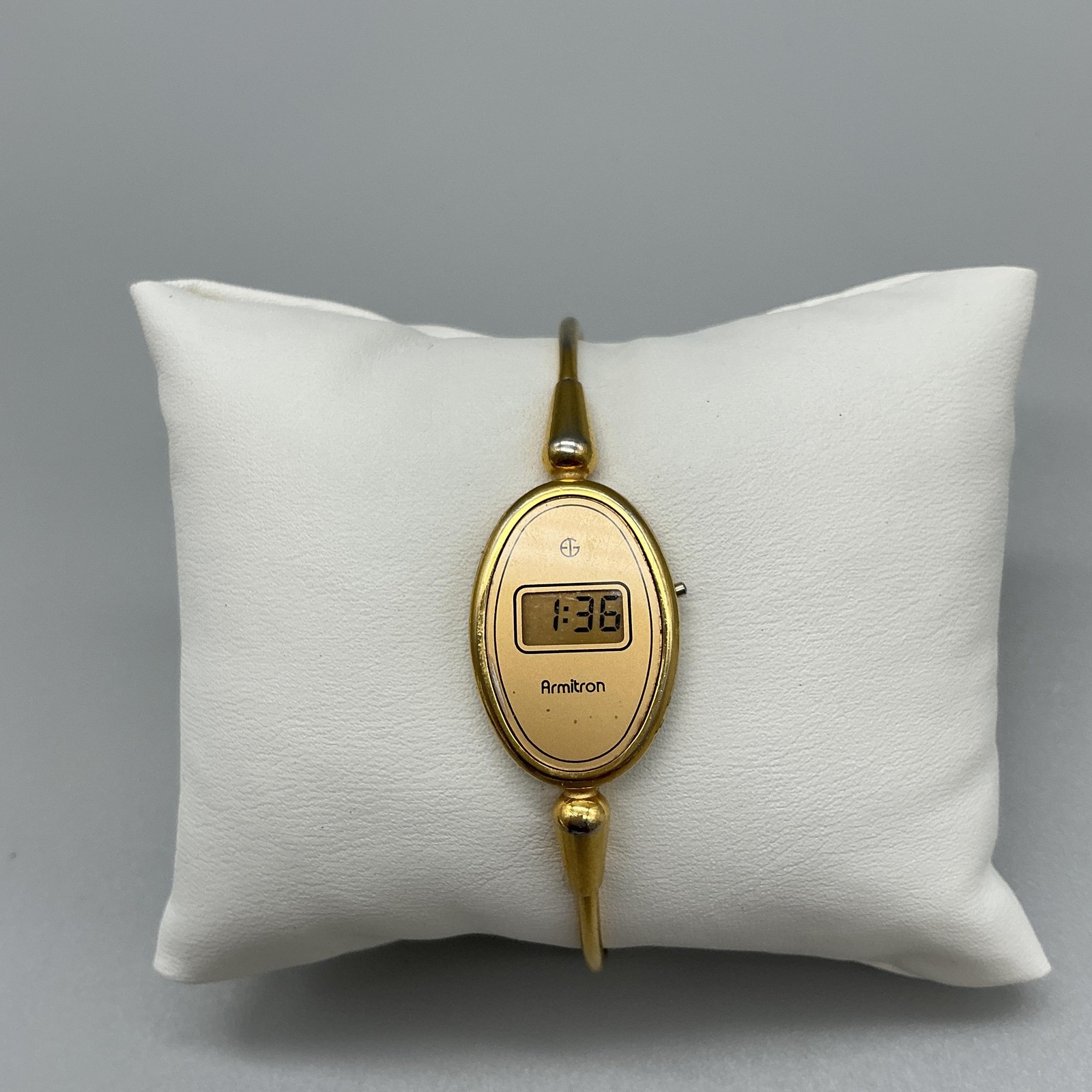 Vintage Armitron Womens Watch 18mm Gold Tone LCD Digital Bangle New Battery 6.5″
