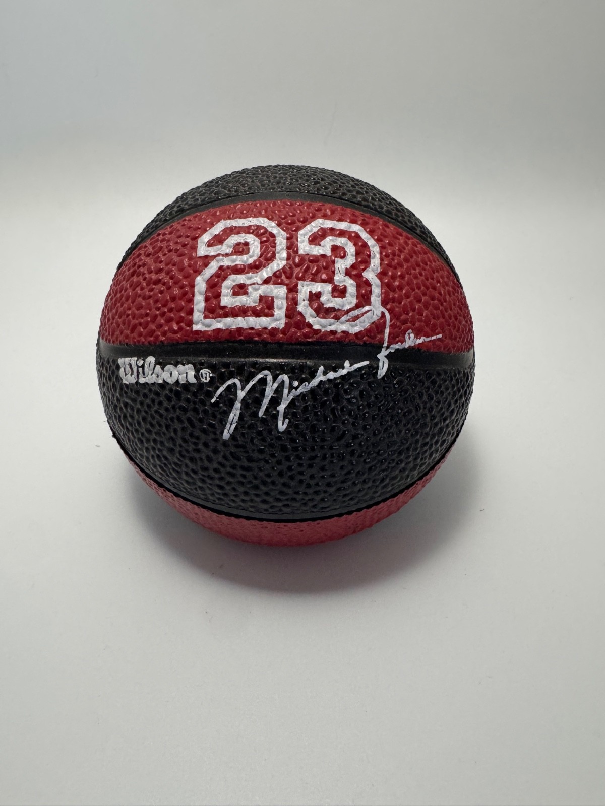 Never Worn – Wilson 1997 Avon MICHAEL JORDAN #23 WATCH – New in Box