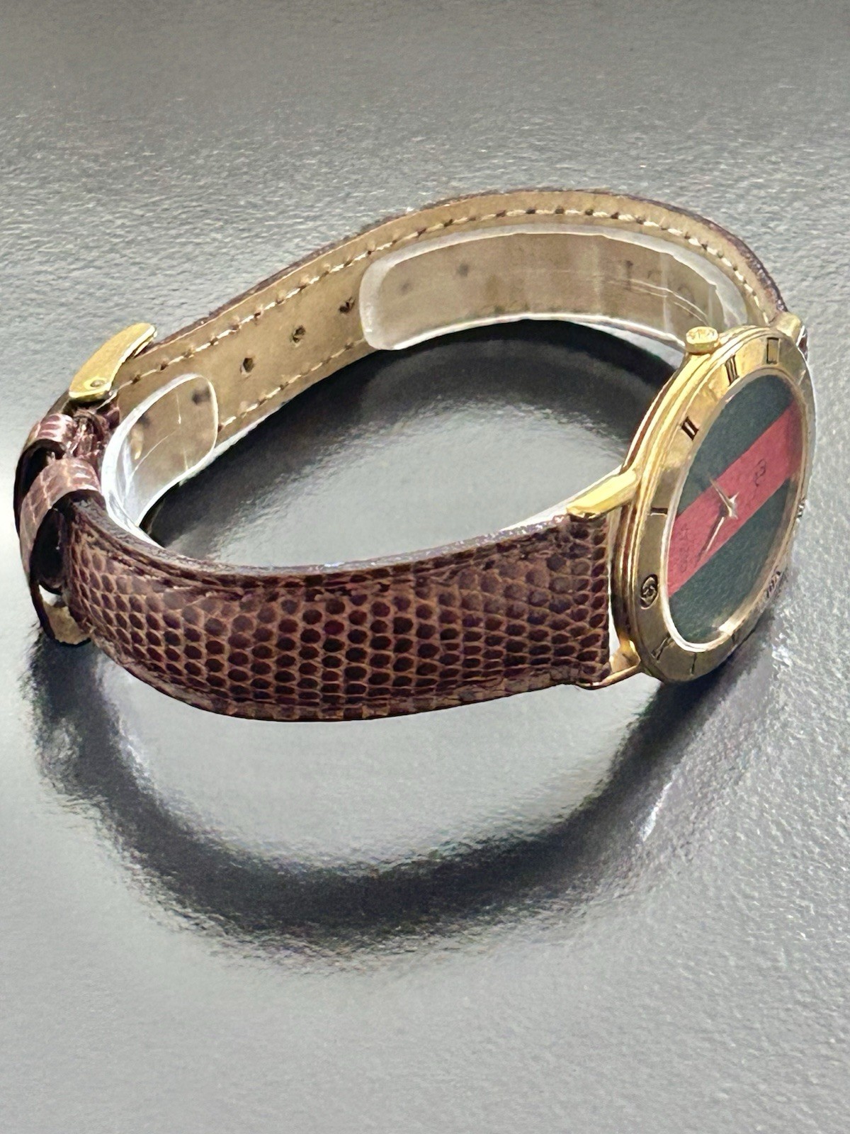 Gucci fine 8” mens gold watch new battery series 3000M fast ship $399.99