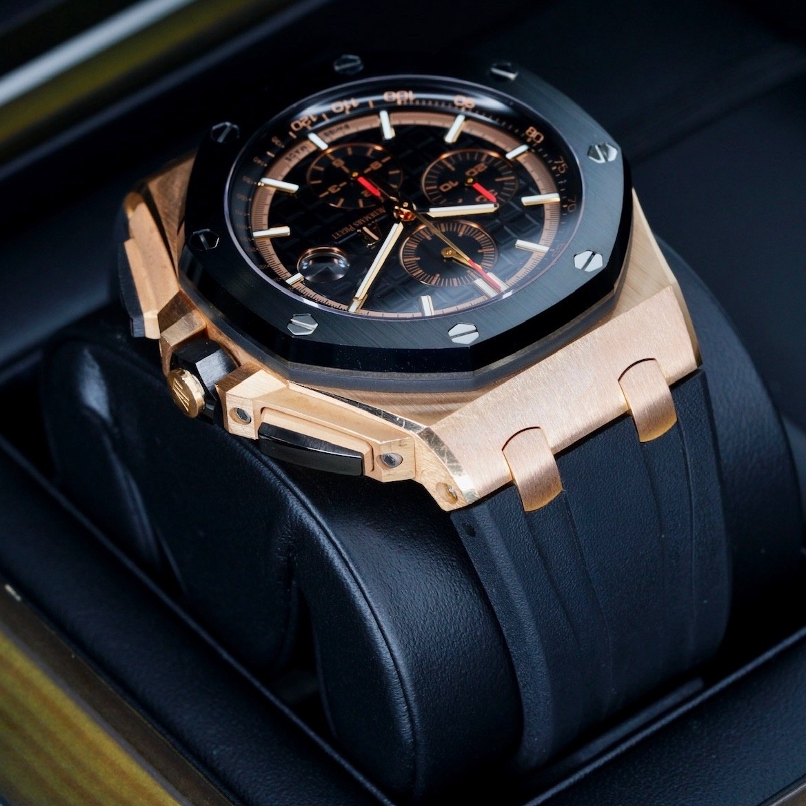 Audemars Piguet Royal Oak Offshore Blk Dial Rose Gold 44mm 26401RO.OO.A002CA.02