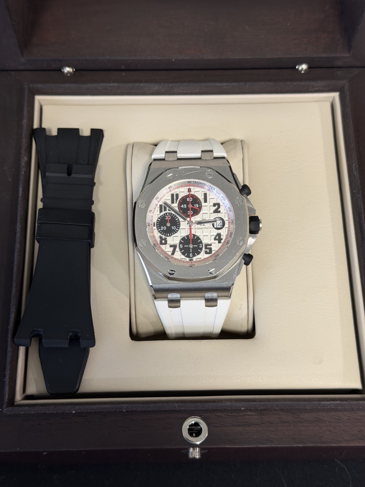 Audemars Piguet Royal Oak Offshore 42MM PANDA (26170ST.OO.D101CR.02) Complete