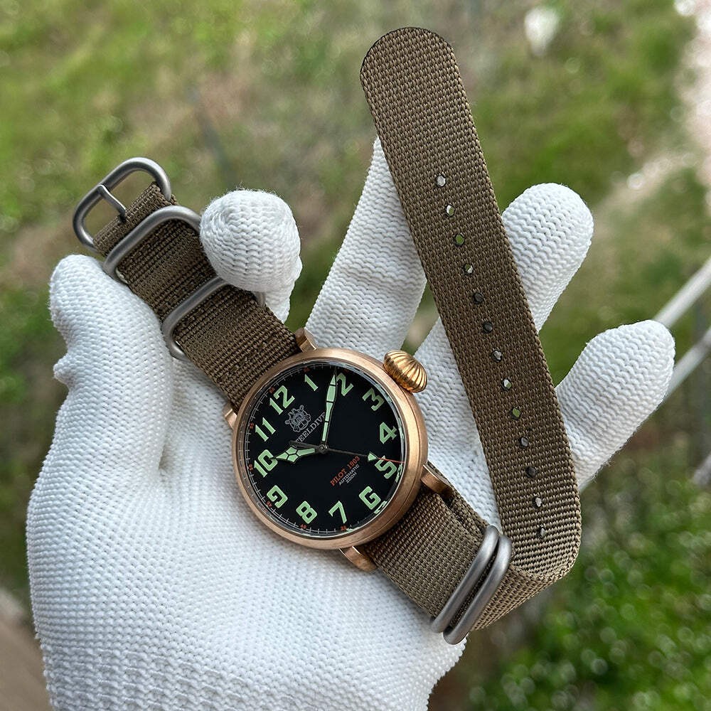 STEELDIVE SD1903S — C3 Green 46.5MM Bronze Case 200M NH35 Men’s Dive Watch