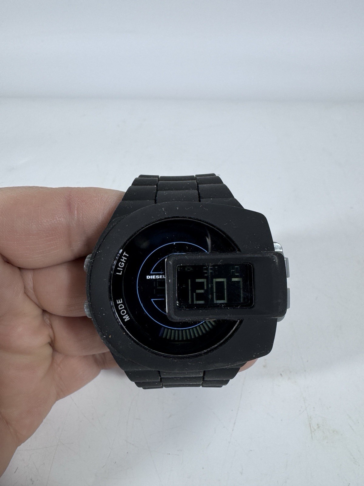 Diesel MEN’S watch model DZ7274 Only The Brave 5 Bar Black digital
