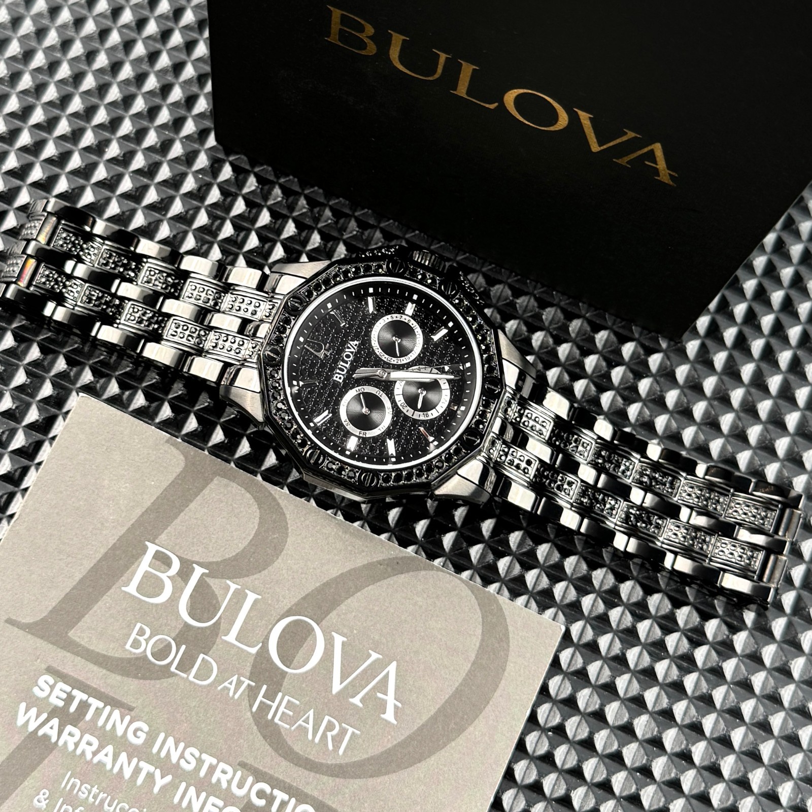 Bulova Octava CRYSTAL Quartz Black Pave Dial 98C134 Men’s Watch 41.5mm