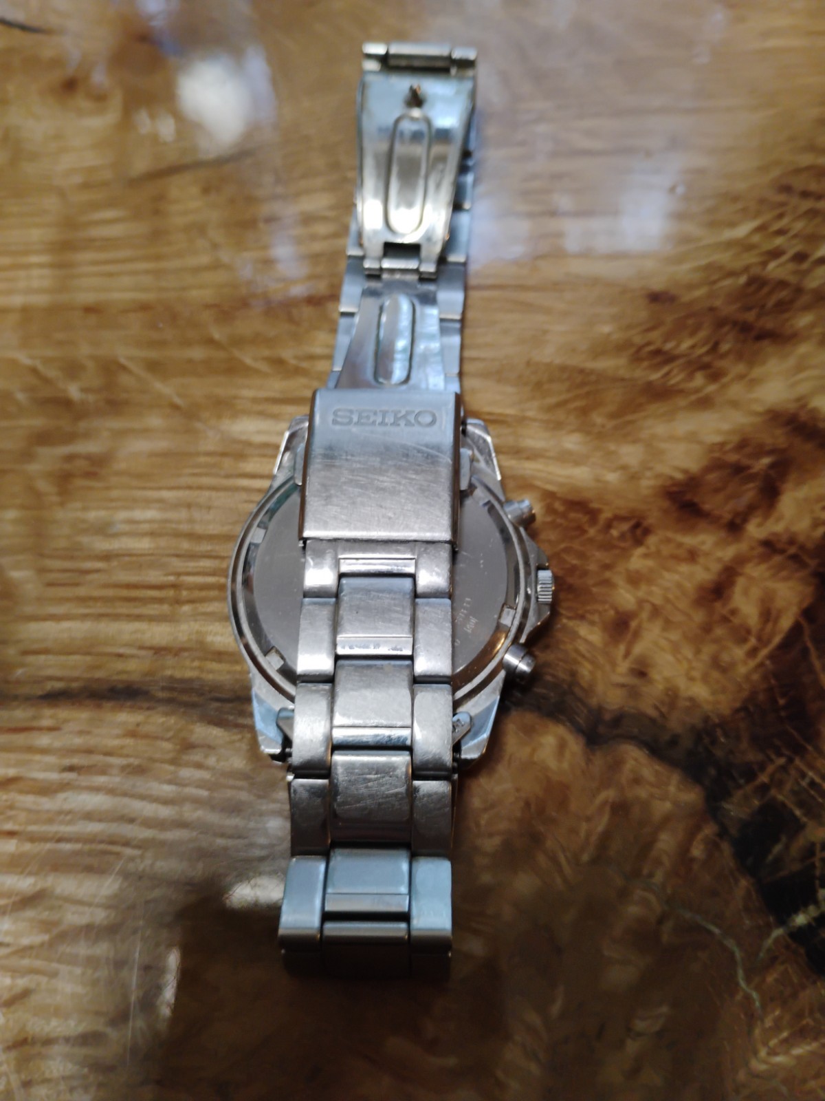 Seiko Men’s Chronograph 7T92-0DW0 Quartz Stainless Steel Watch