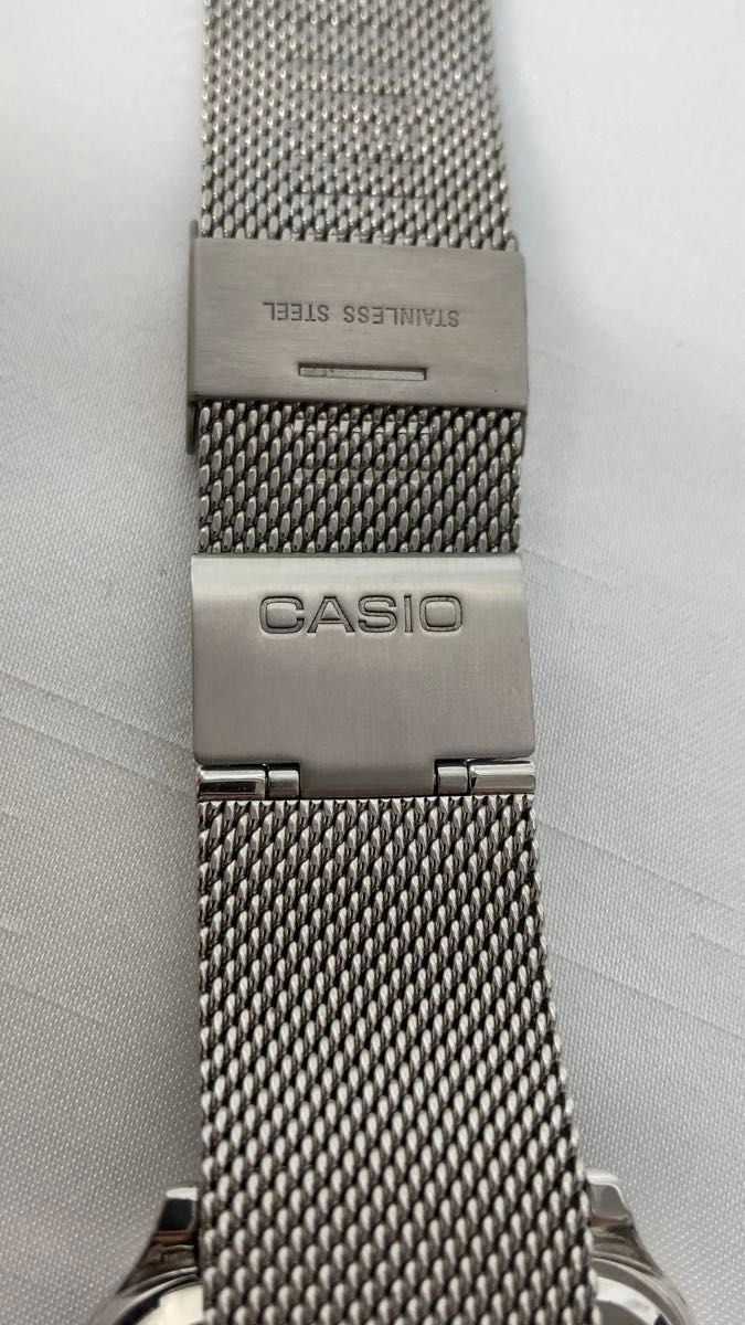 Excellent Condition CASIO MTP M305 Casio Moon Face Wristwatch Working Condition