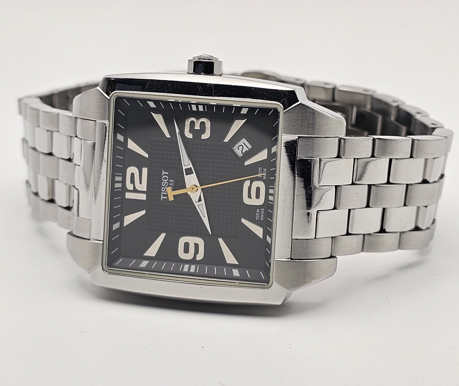 Tissot 1853 Square Tank T005.501A~ Super Clean, New Battery, Ready To Wear !!!