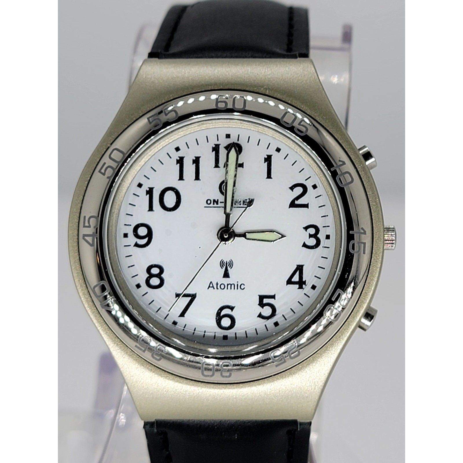Men’s On-Time Atomic Radio-Controlled Watch – White Dial, Black Leather Strap