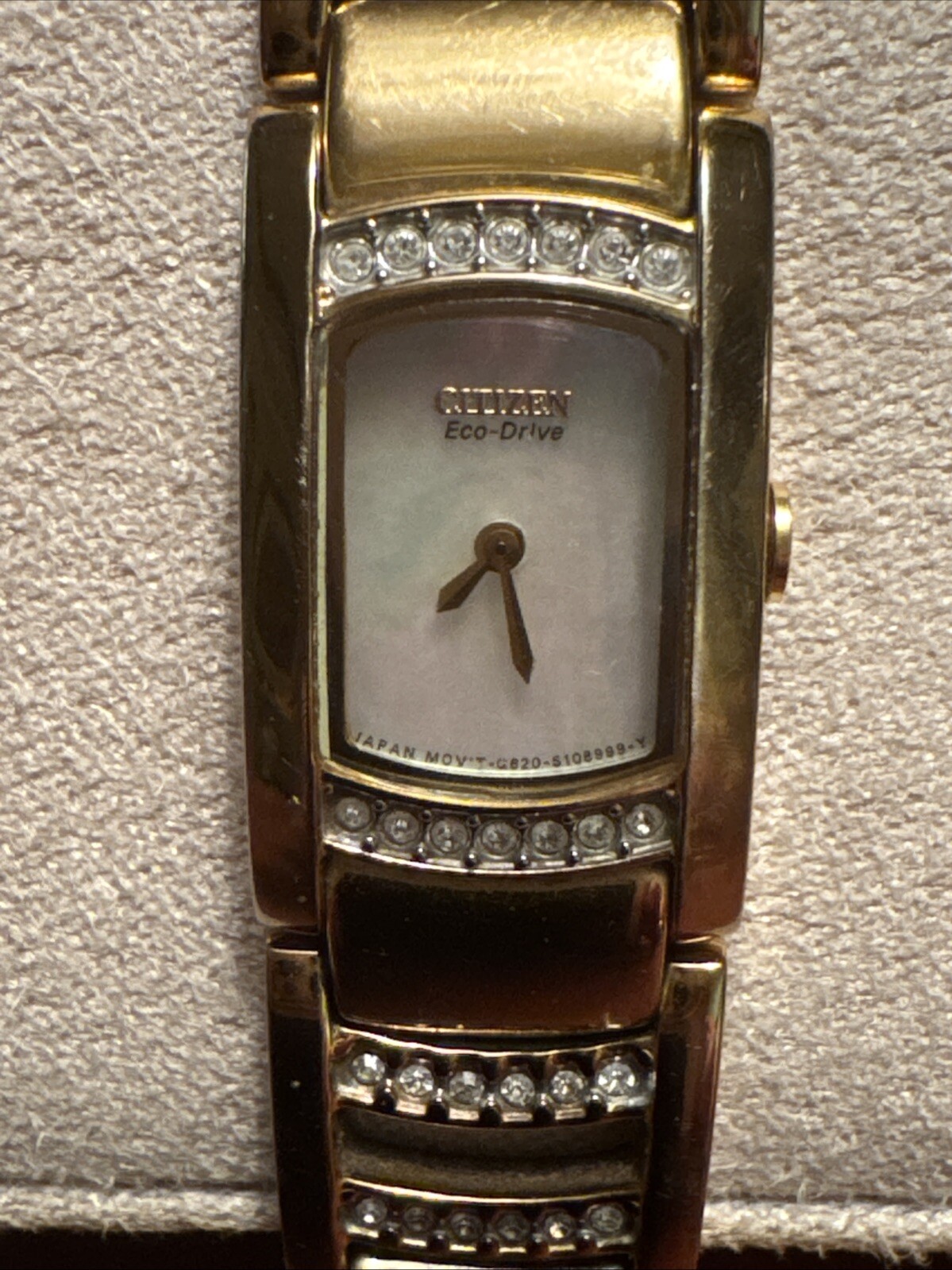 Citizen Eco-drive Women’s Watch Model G620-S074860, Gold Tone, 6 3/4”