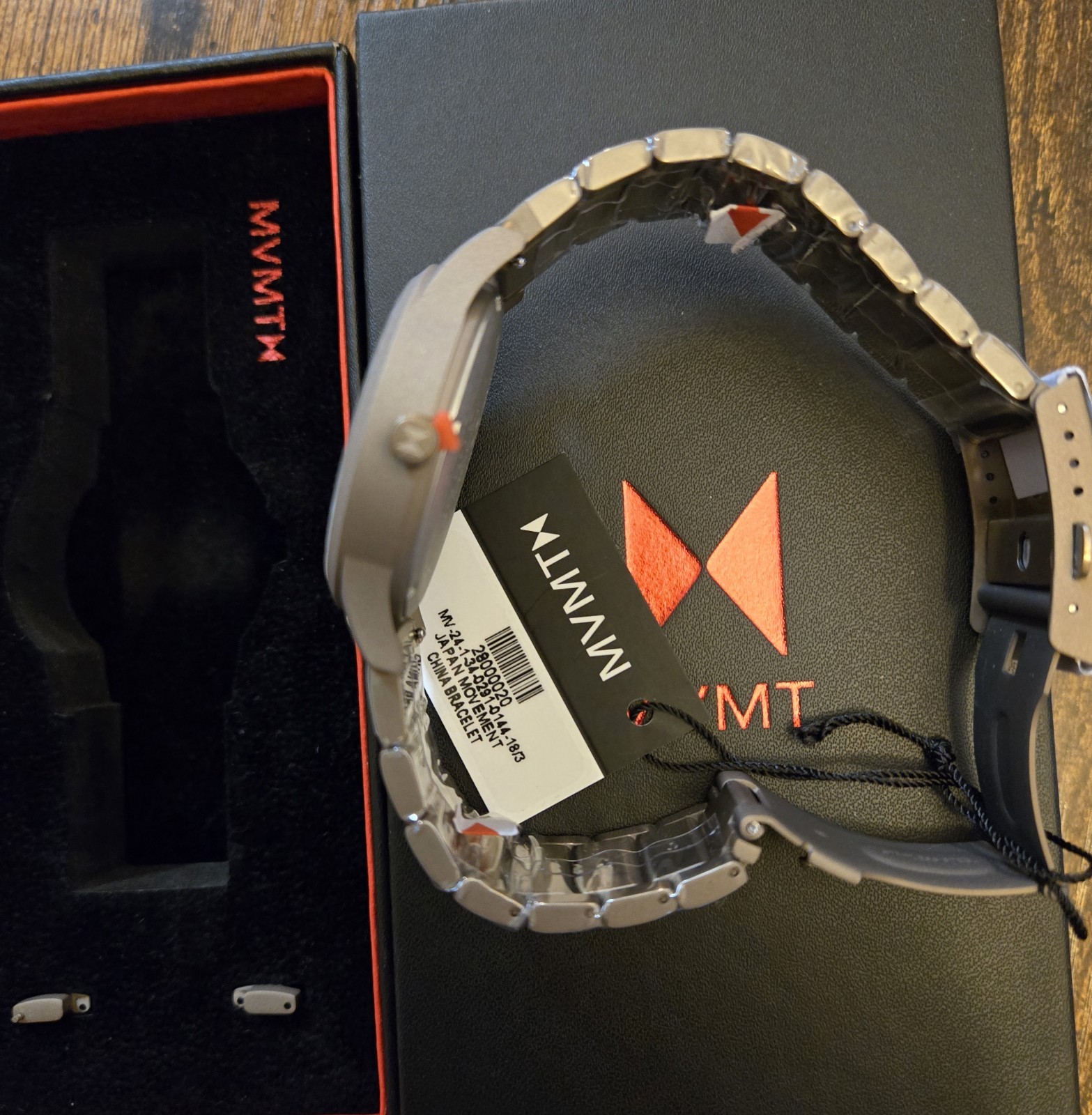 Mvmt Vert Field Sand Khaki Watch