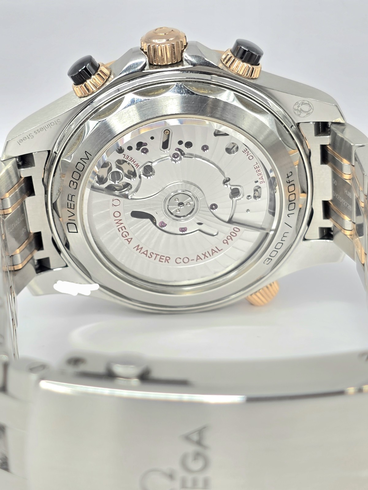 OMEGA Seamaster Diver 300M Steel Sedna GOLD 44mm 210.20.44.51.01.001 B & P