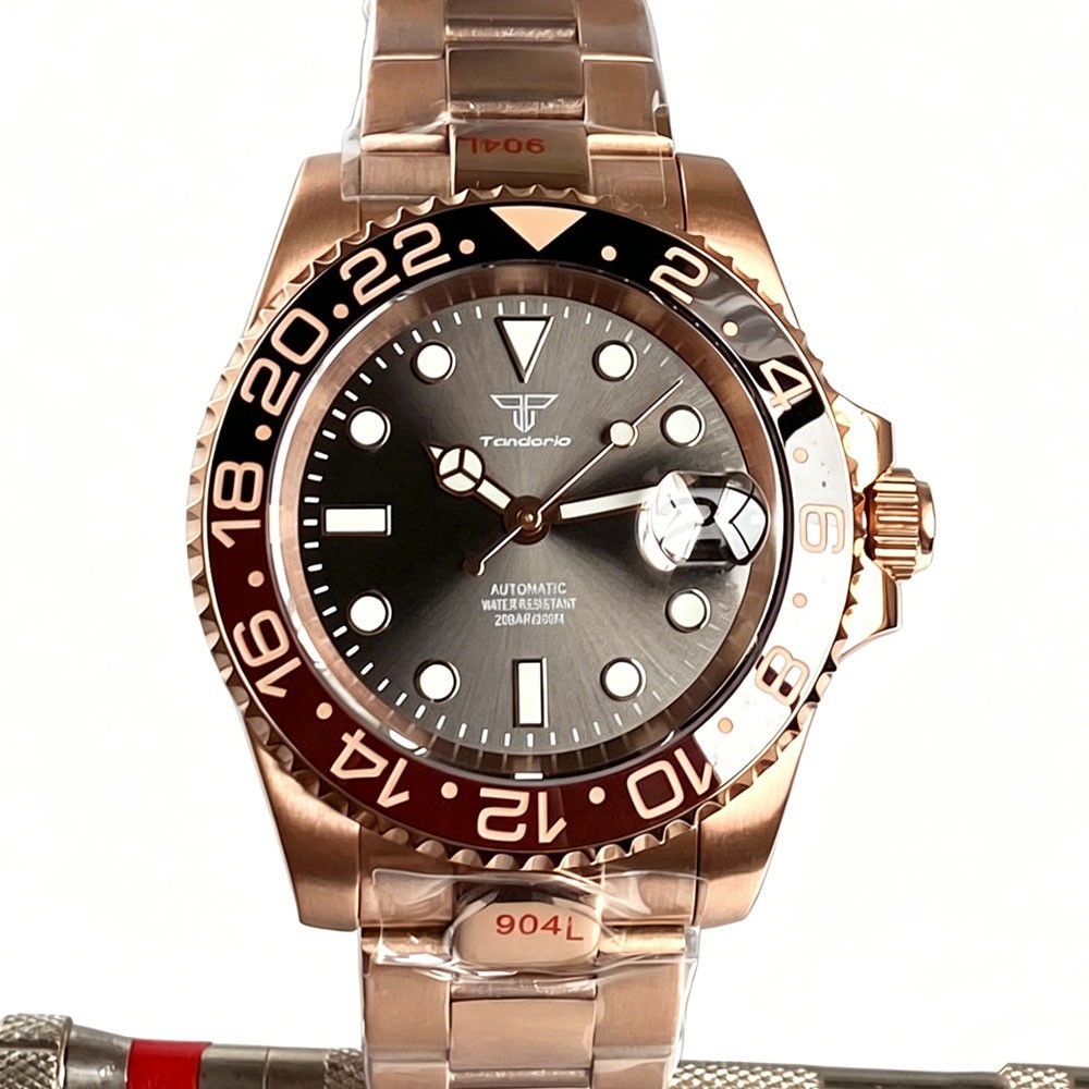 20ATM Rose Gold 40mm Sapphire Glass NH35 PT5000 Automatic Men Diver Watch Lume