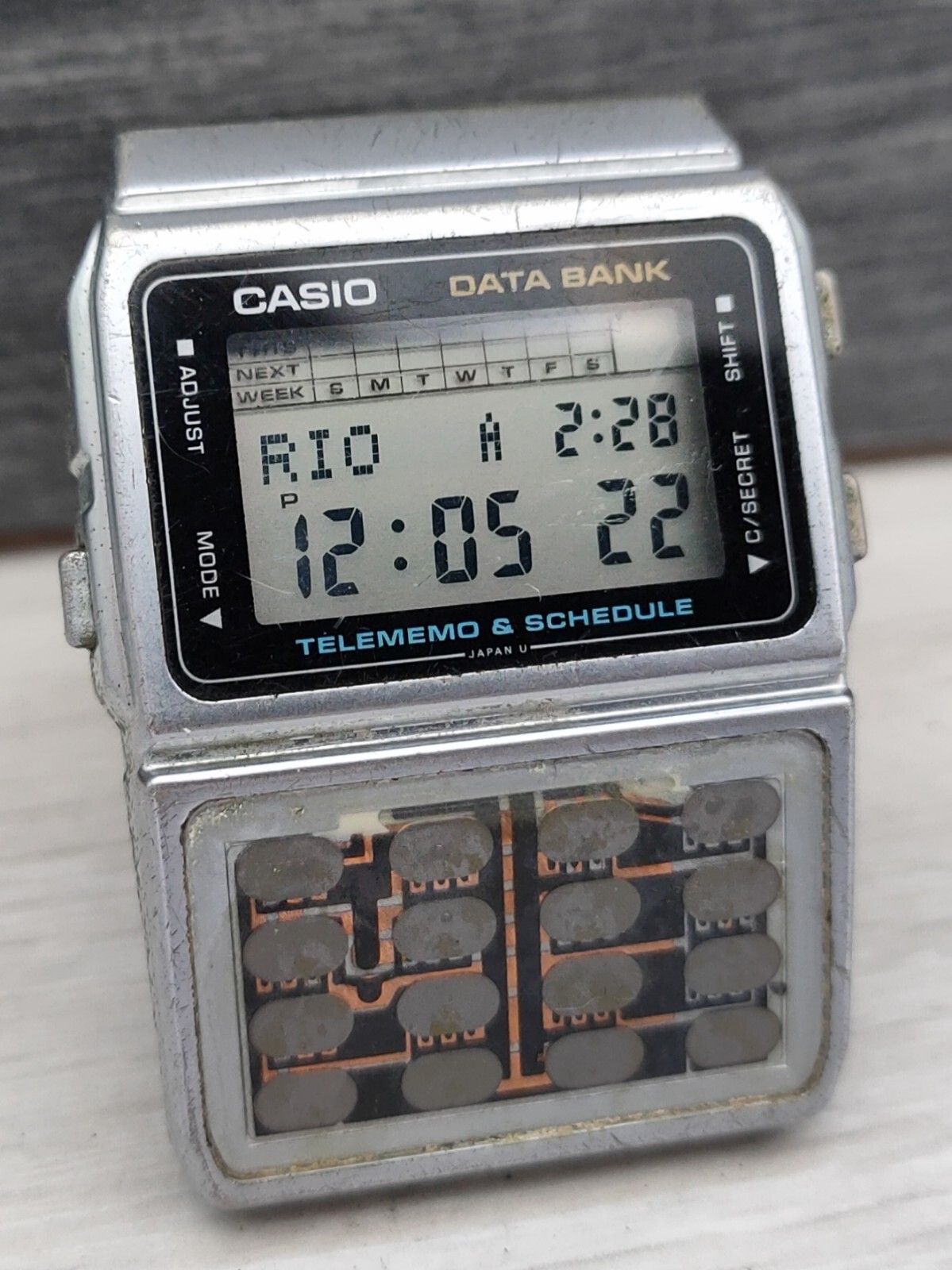 Vintage Casio Data Bank DBC-610 Watch Calculator Digital Quartz Men Watch Rare