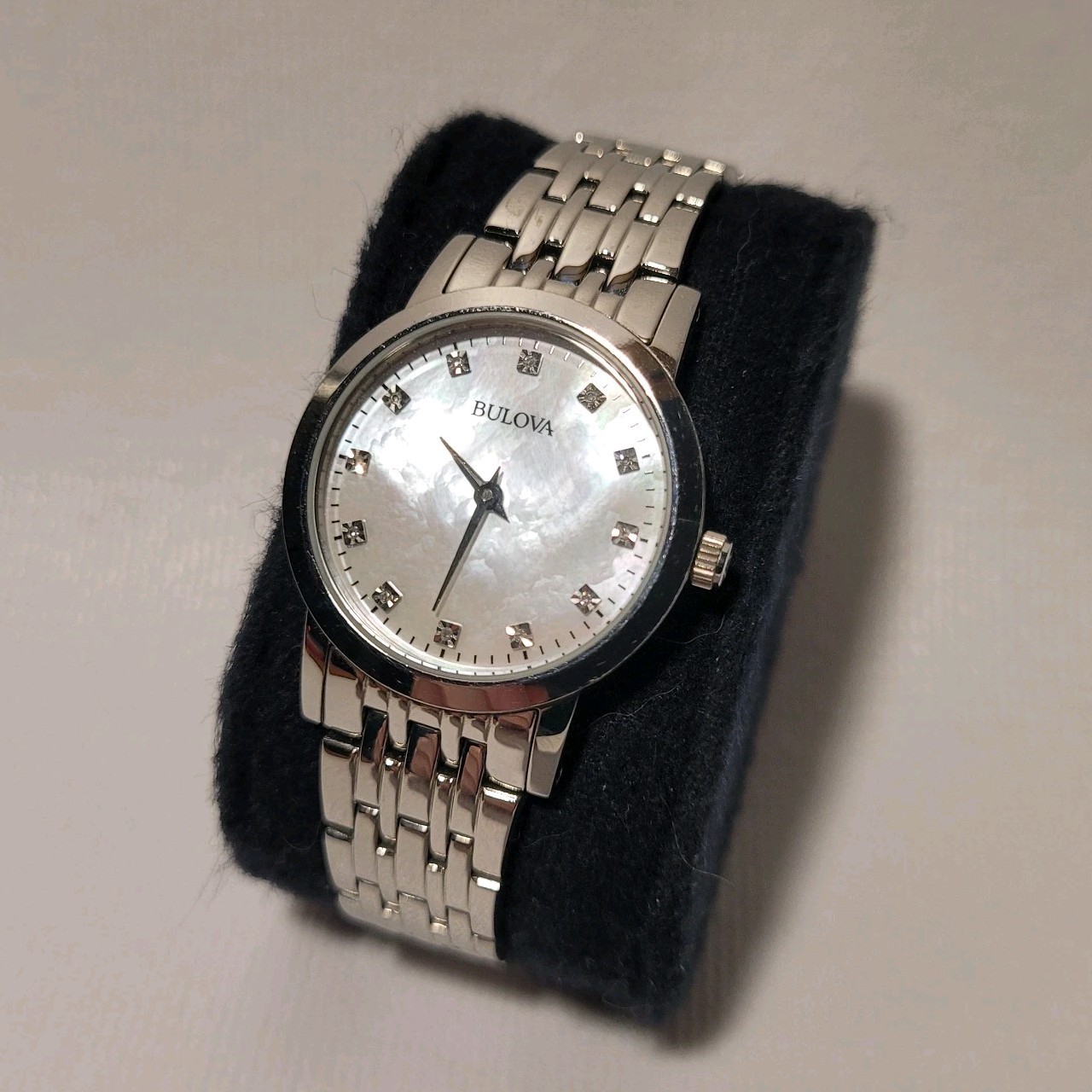 Bulova 96P175 Women’s Diamond Watch Mother of Pearl Stainless Steel C835361
