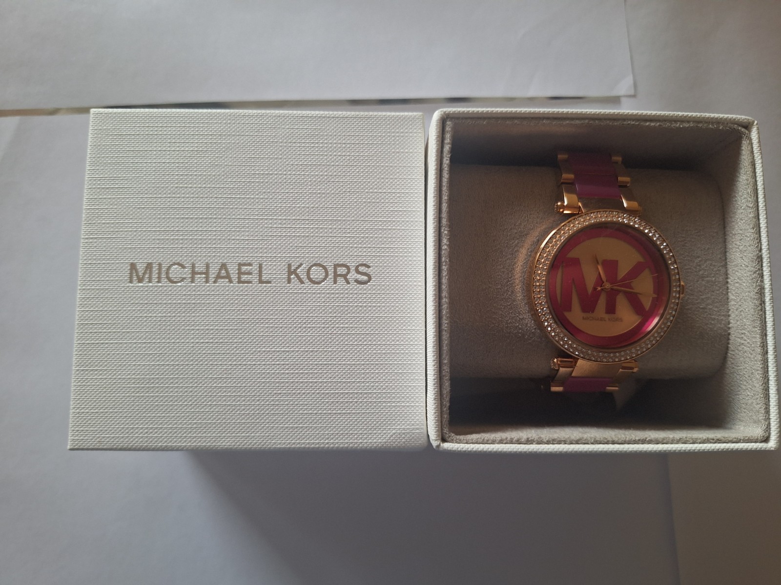 Michael Kors MK Women’s Quartz 39mm Pink/Gold Logo Dial 50m Watch Box