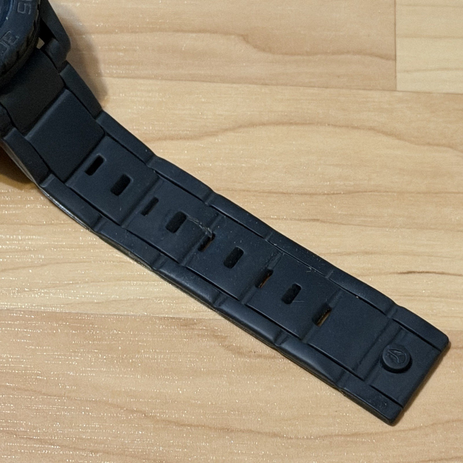 Nixon The Rubber 51-30 “Simplify” Tide Black Men’s Analog Surf Watch RUNNING