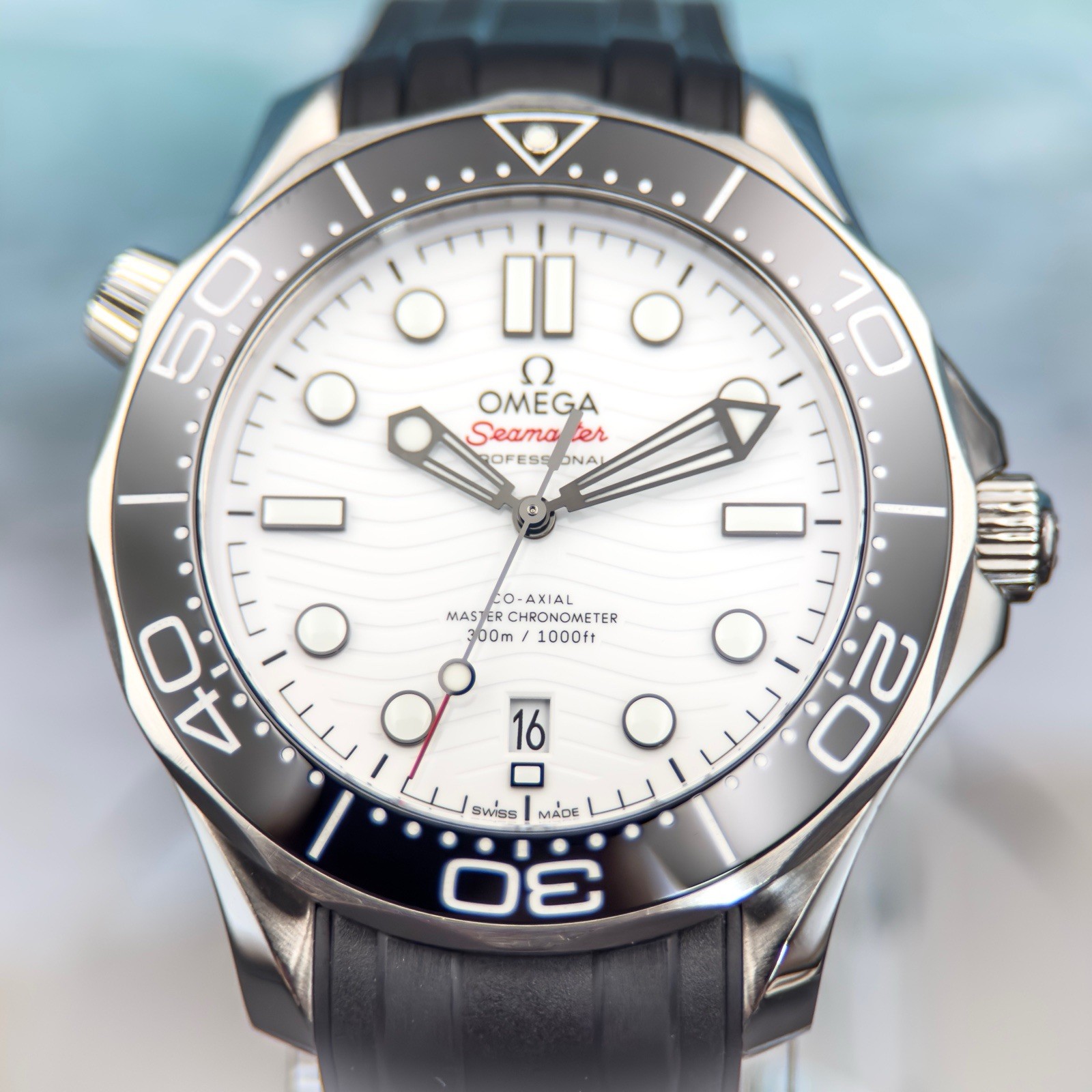 OMEGA Seamaster Diver 300M 210.32.42.20.04.001 – White Wave – Box & Papers