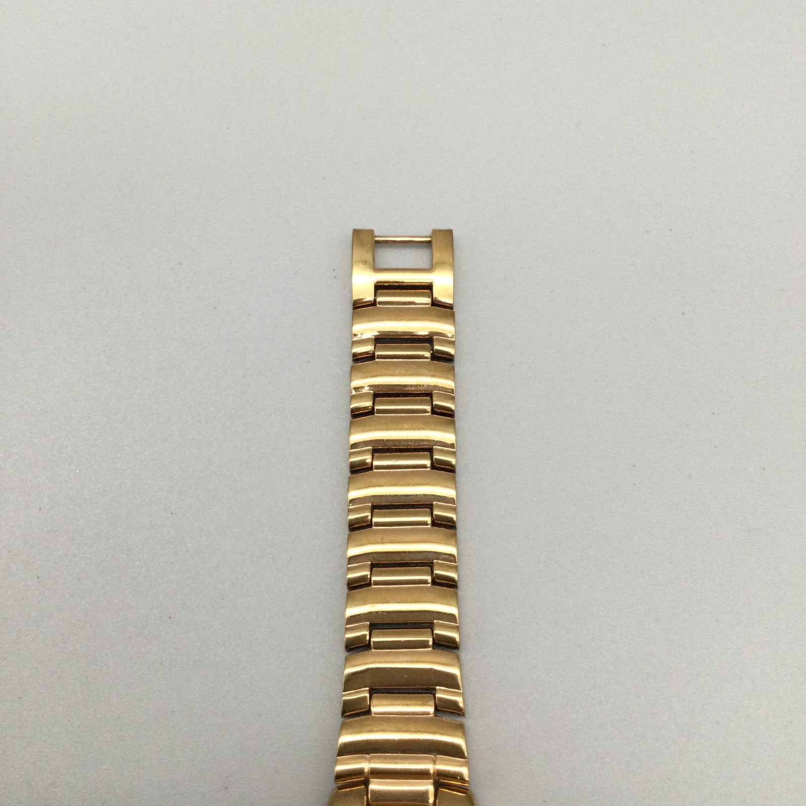 Anne Klein Diamond Womens Watch 32mm Pink MOP Dial Gold Tone New Battery 7.25″