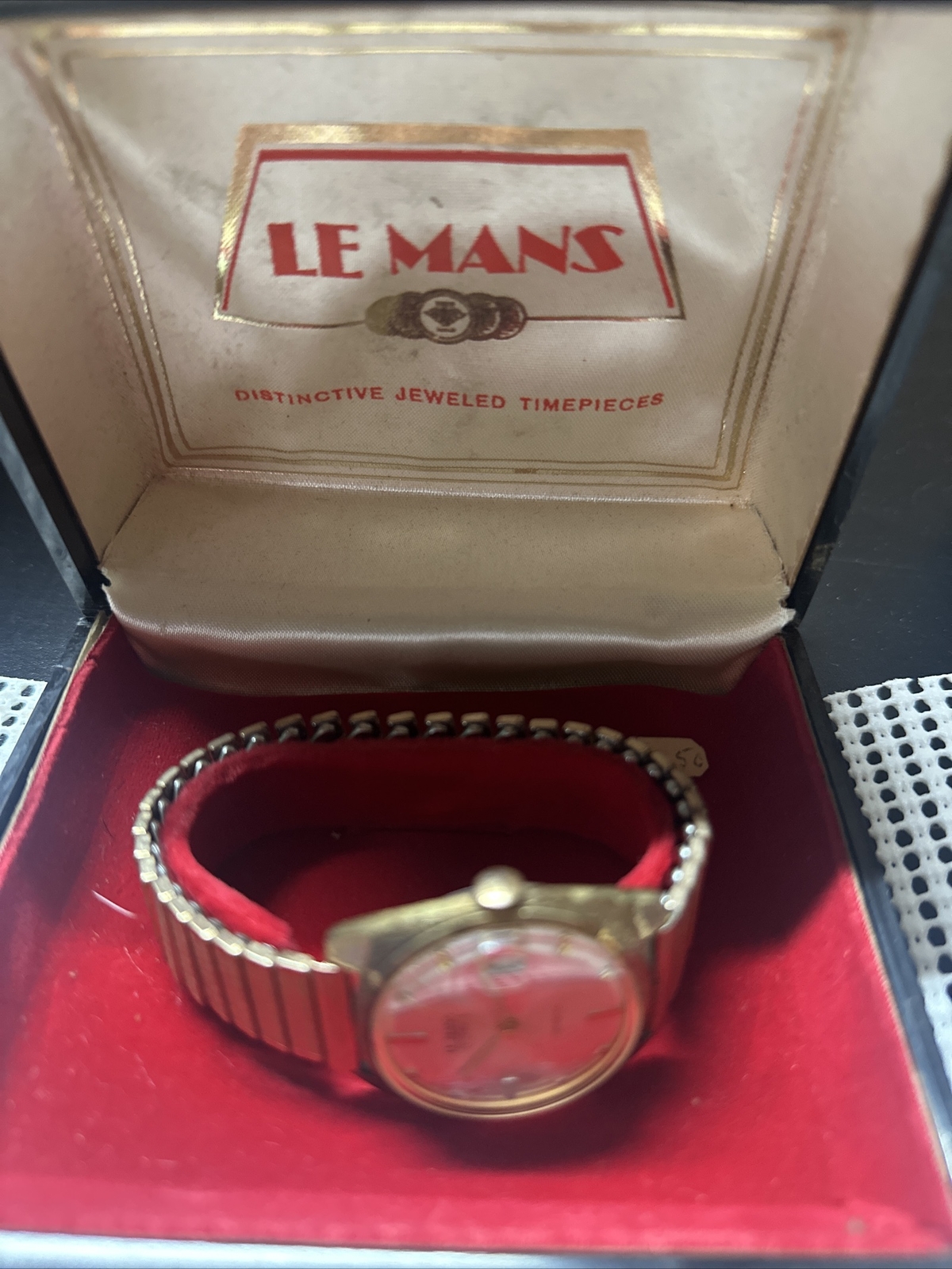 Vintage Le Mans 17 Jewels Men’s Watch With Original Tag- SEE DETAILS