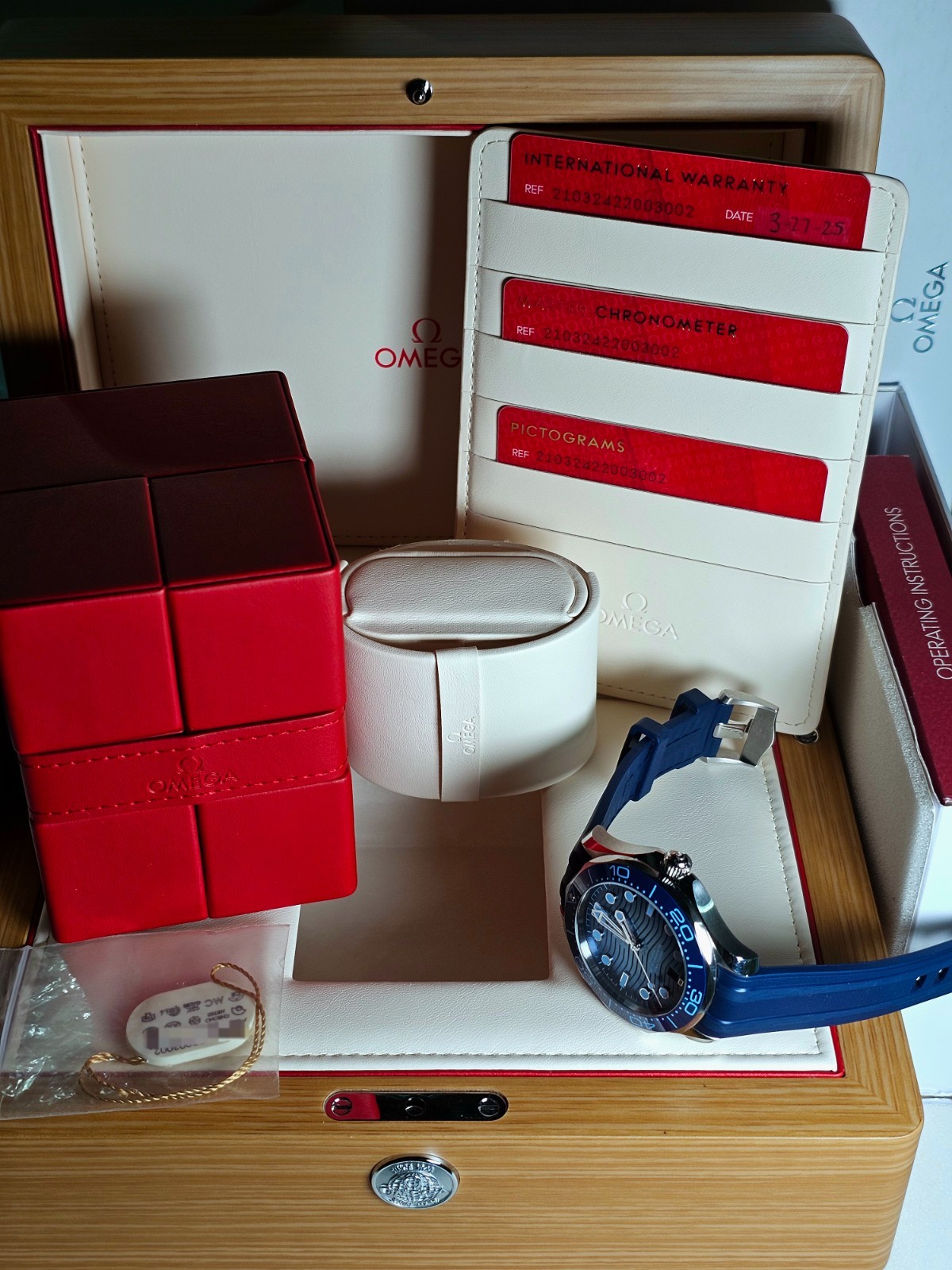 Omega Seamaster 300M 210.32.42.20.03.002 Summer Blue 42mm Full Set