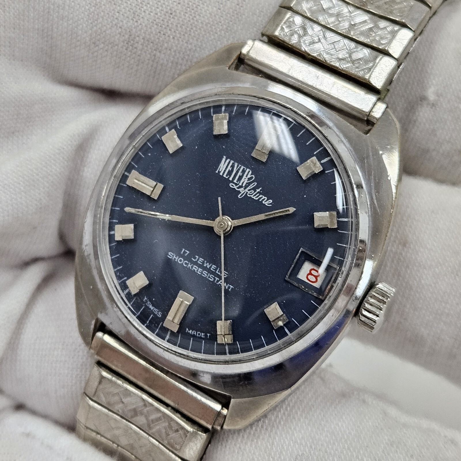 Vintage Meyer Lifetime 17 Jewel Mens Date Blue Dial Wrist Watch Swiss Mechanical