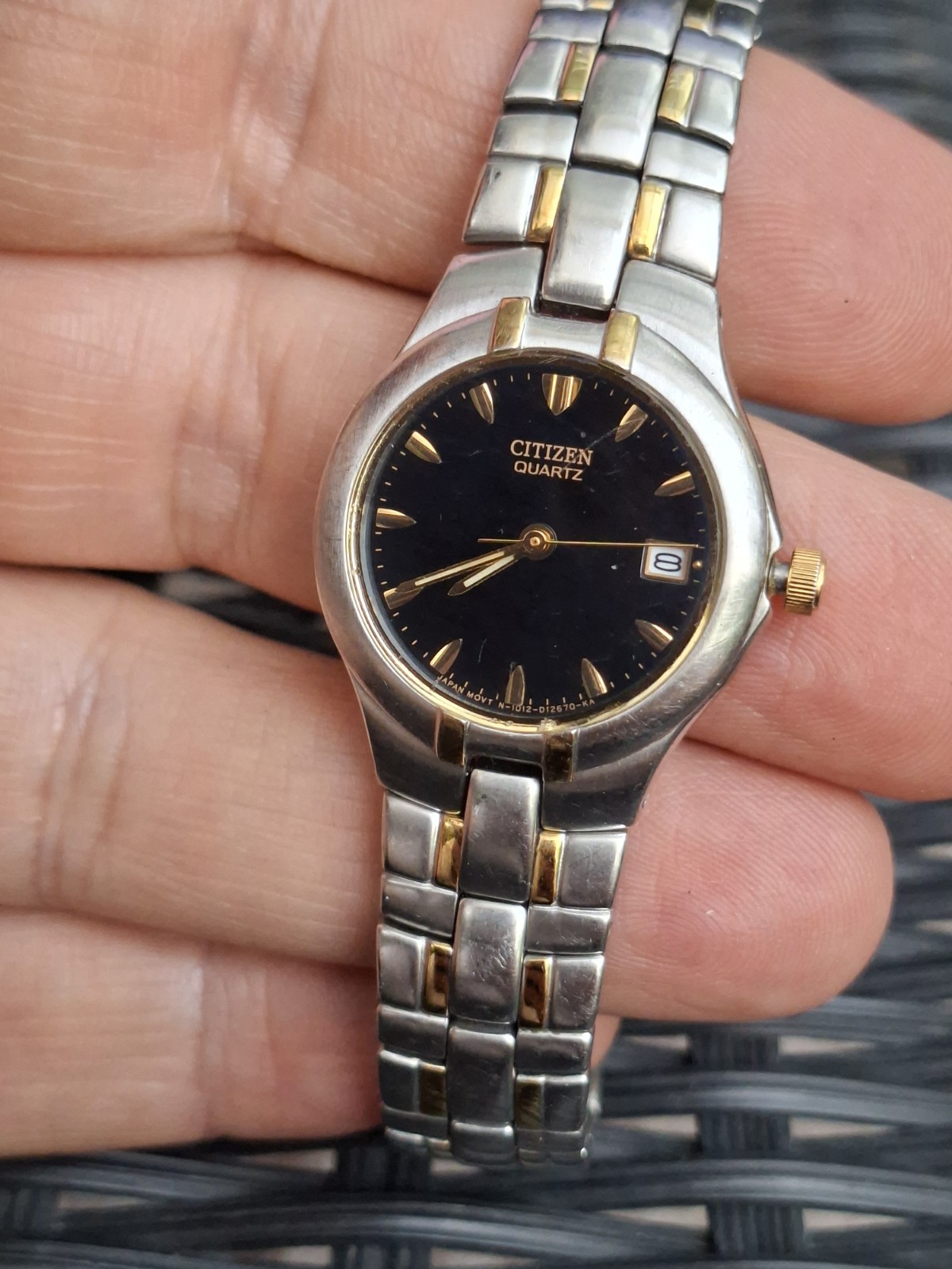 Citizen 1012-S93851 dress design date function quartz ladies watch