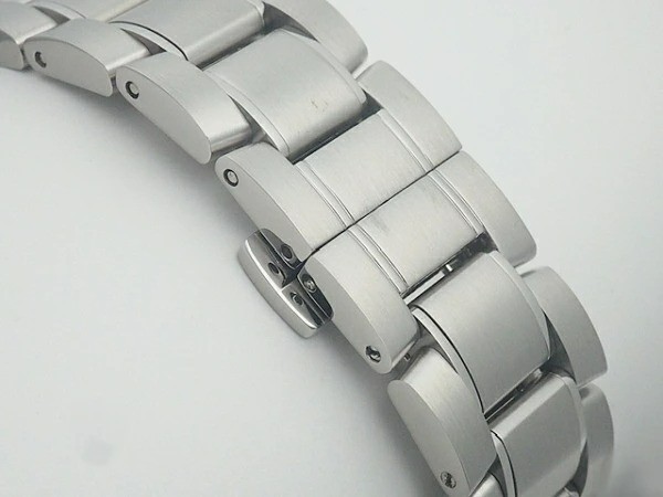 Frederique Constant Classic Carrée Heart Beat FC-315BS4C26B Silver Dial Auto Men