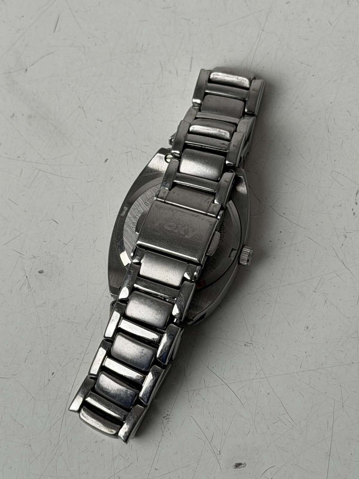 Untested – Roxy Womens Stainless Steel Wristwatch Water Resistant 50m