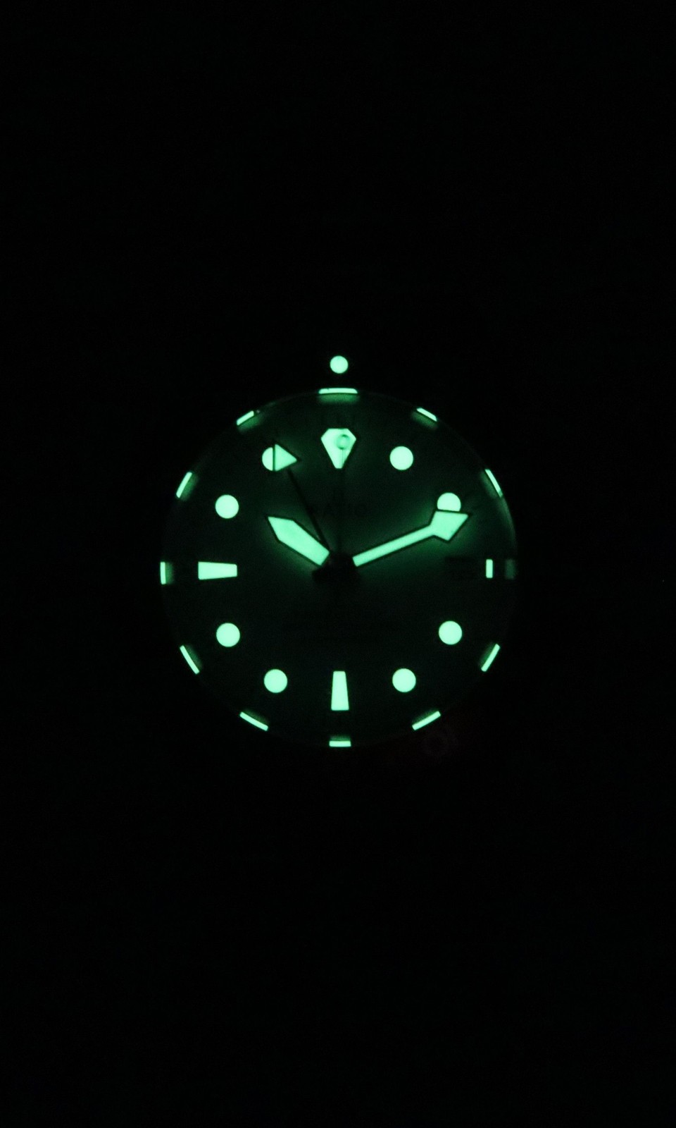 Ratio FreeDiver GMT White Dial Automatic Diver’s 200M RTF061 Men’s Watch