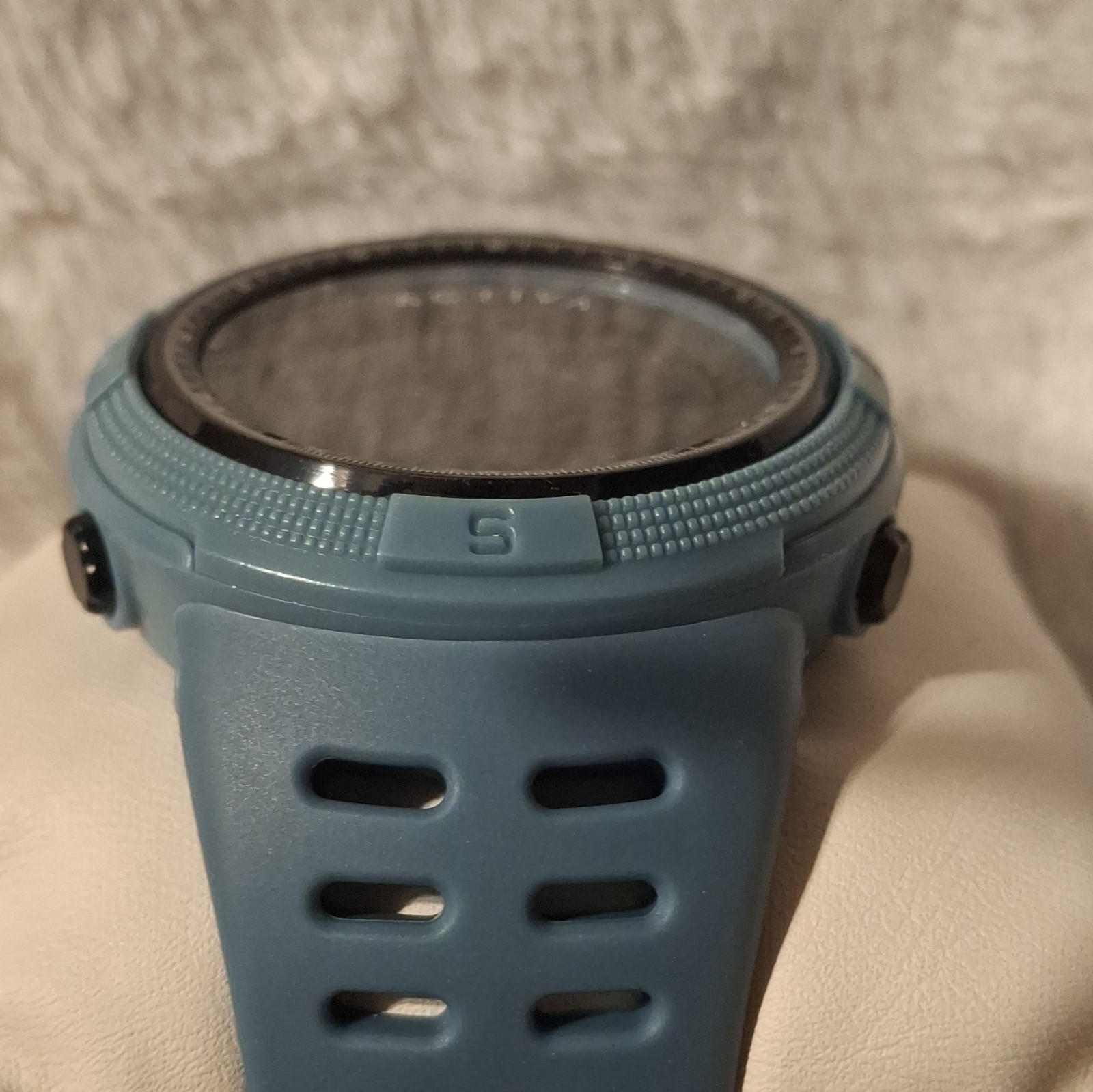 Activa Digital Quartz Wristwatch Blue Rubber Strap Alarm Day/Date Chime w/ Box