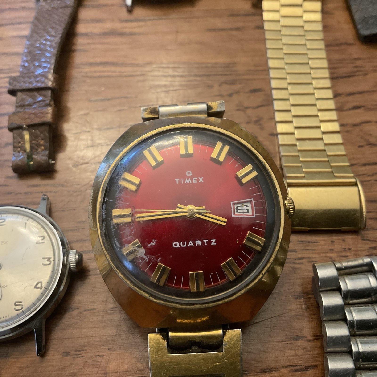 30 Vintage Ladies & Mens Wrist Watches Mostly TIMEX Mixed Brands UNTESTED