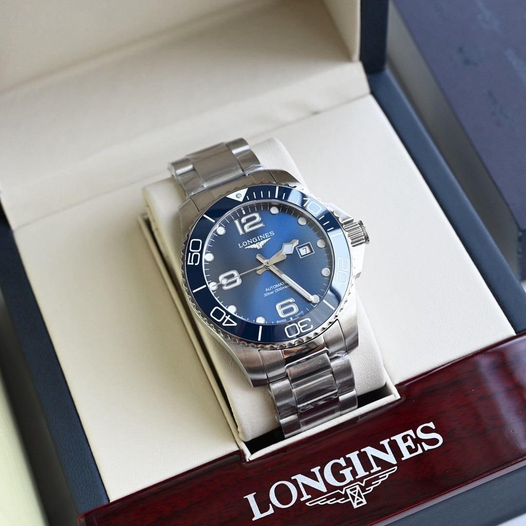 Longines HydroConquest Automatic Dive Watch 43mm Sapphire Crystal 300M