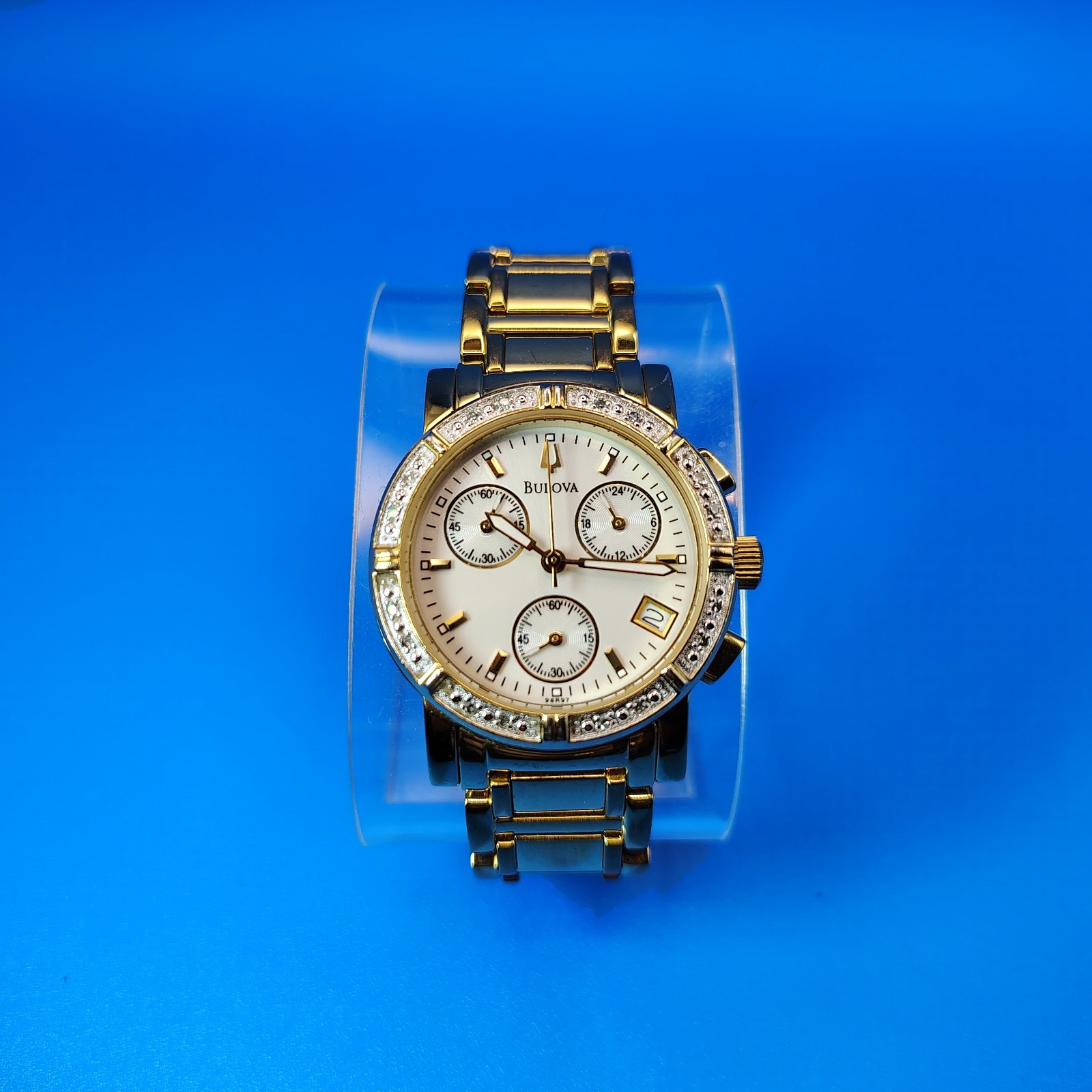 Vintage 2013 Bulova Mother of Pearl Genuine Diamond Women’s Quartz Watch Sz 5.25