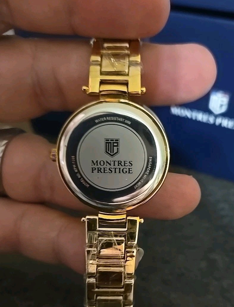 Woman’s Invicta Montres Prestige X 33mm Gold Tone And Jewels W Yellow MPW-0205