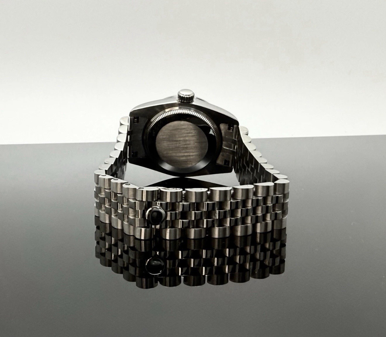 Custom 31mm “Lady DJ” Silver Dial CZ Diamonds Mod Watch w/ NH05 Automatic