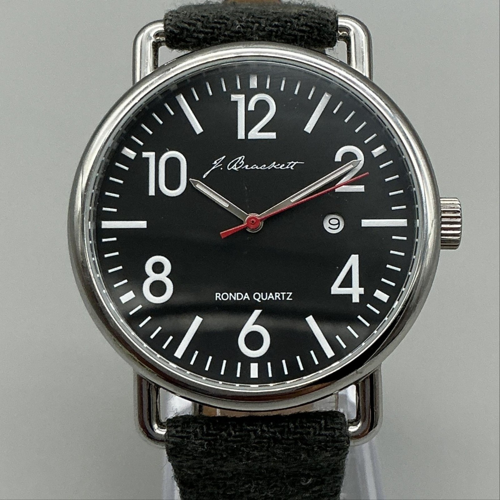 J. Brackett Ronda Mens Watch 42mm Black Dial Gray Strap Date New Battery
