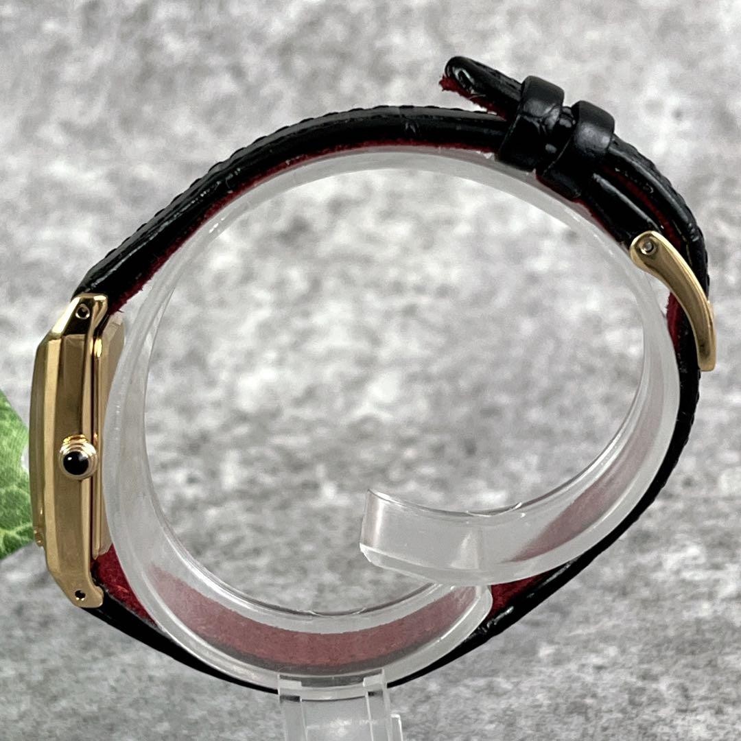 CITIZEN Eco-Drive watch, black dial, gold leather strap. 【USED】