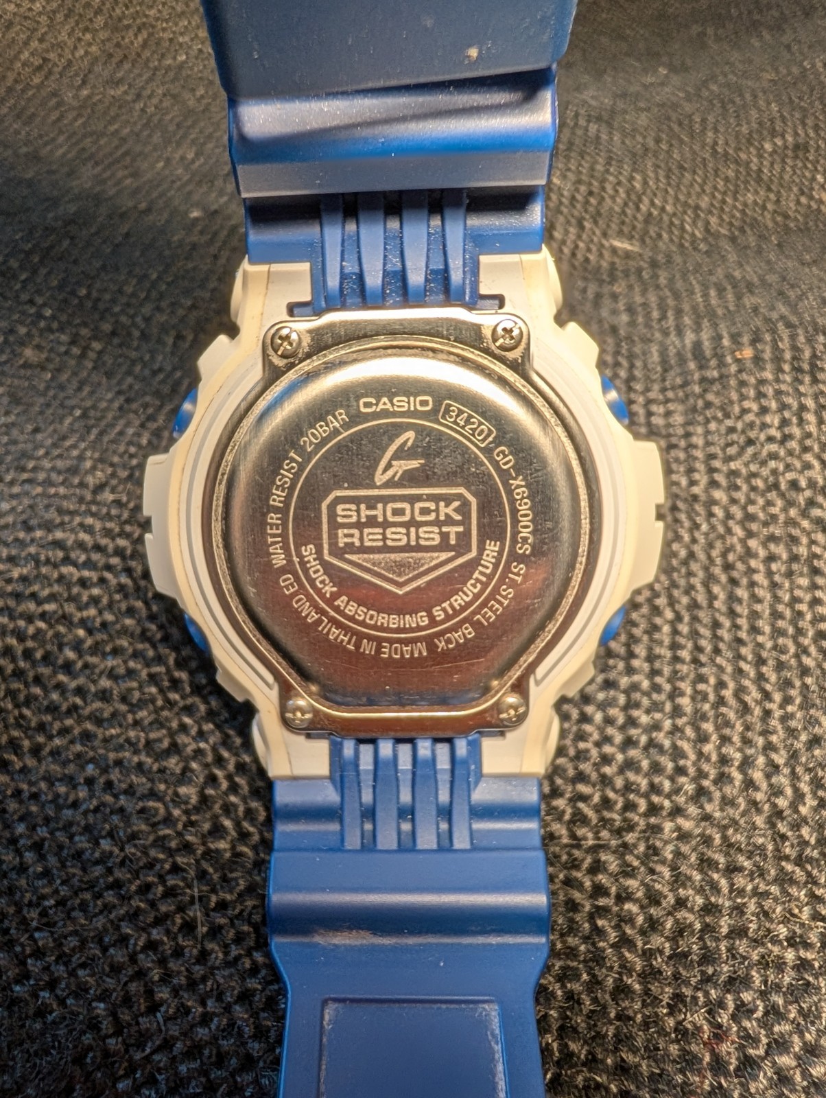 Casio G-Shock GD-X6900CS Crazy Colors White Red Blue Blue Negative Display Rare