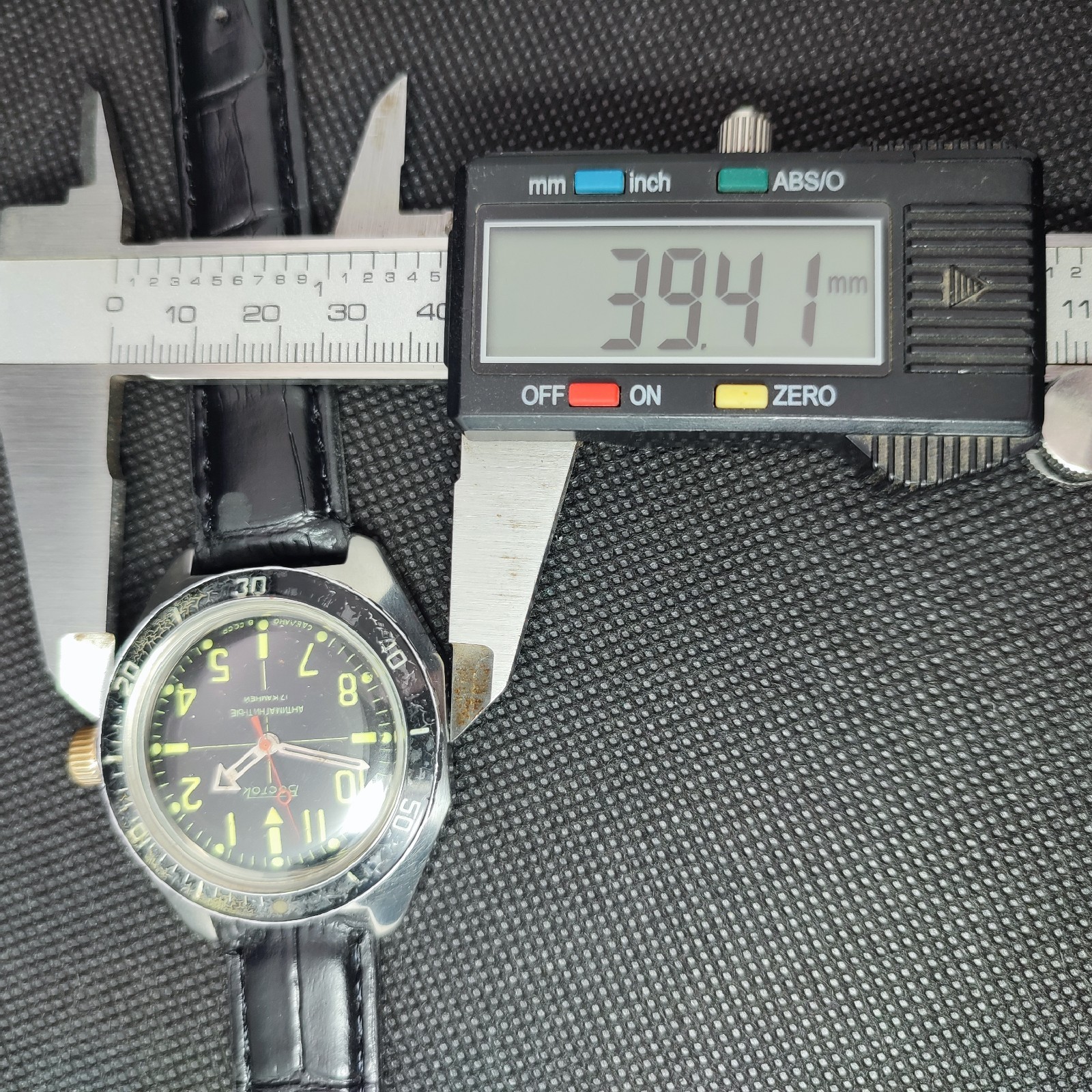 ⭐Vintage Soviet watch Vostok amphibian sniper bakelite bezel 2409.A made in USSR