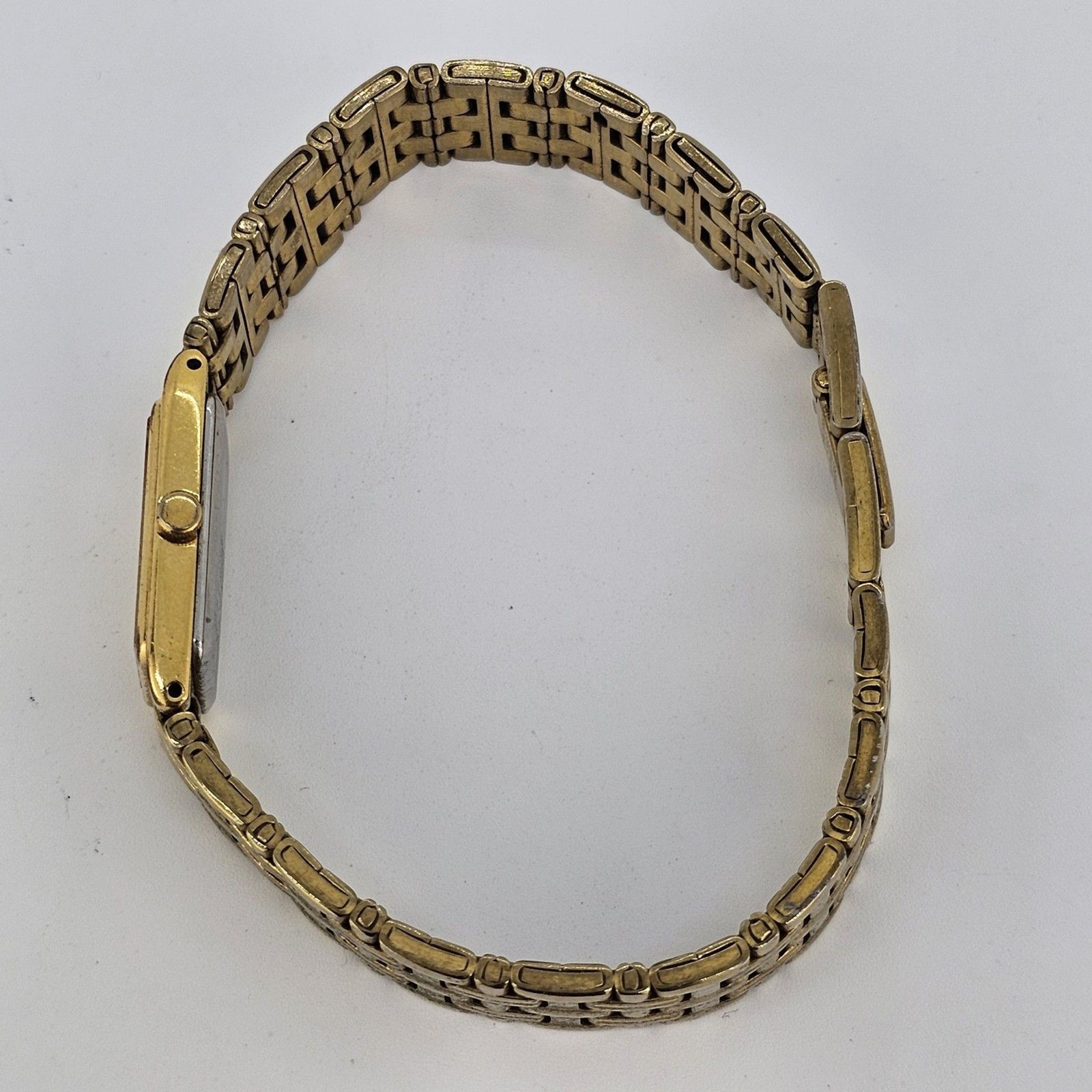 VTG Seiko Women’s Watch 13MM Gold Case Dial Gold Bracelet Band 6.5″ New Battery