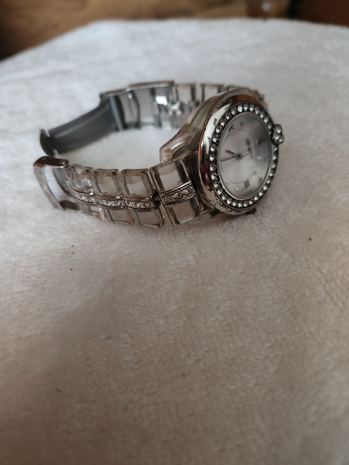 Brighton Dana Point Silver Plate Quartz Watch Lucite Band Silver Crystal Accents