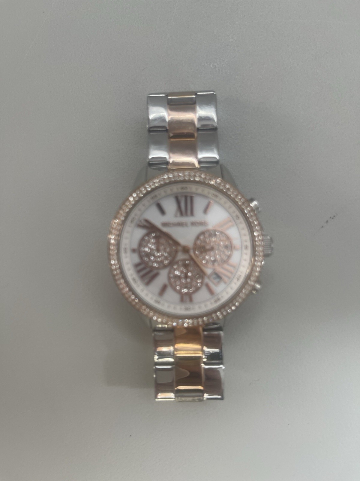 Michael Kors NWOT Bryn Pave CRYSTALS stainless steel water resistant mod MK 7201