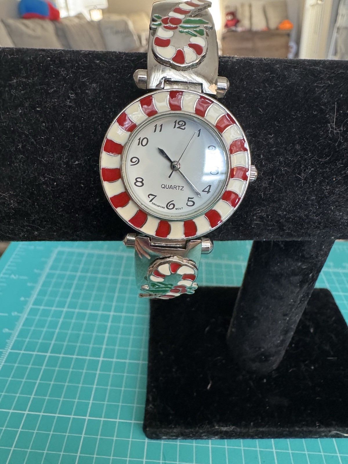 Quartz Christmas Candy Canes Silver Tone Cuff Analog Watch