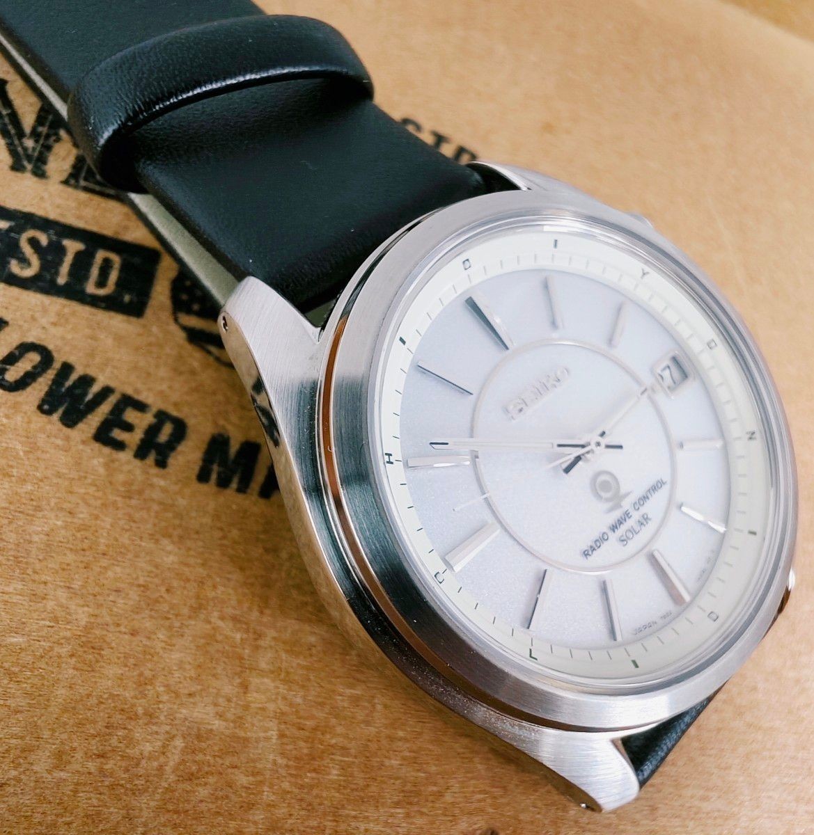 SEIKO 7b22 Radio Solar White Dial 3 Hand Simple Men’s Watch Date Calendar Date S