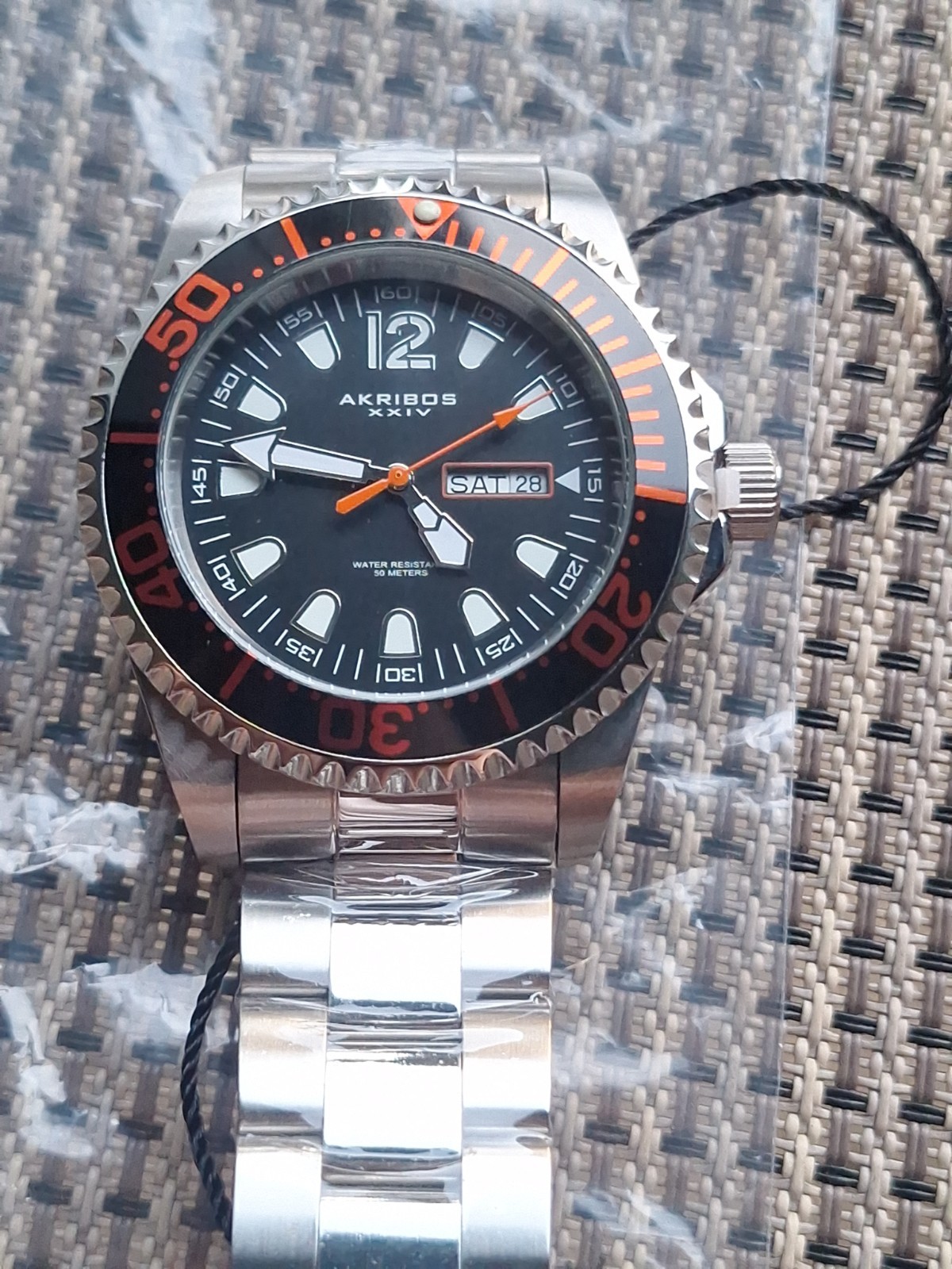 Akribos XXIV Men’s Stainless Dive Watch AK947 NEW WITH TAGS. $425 MSRP