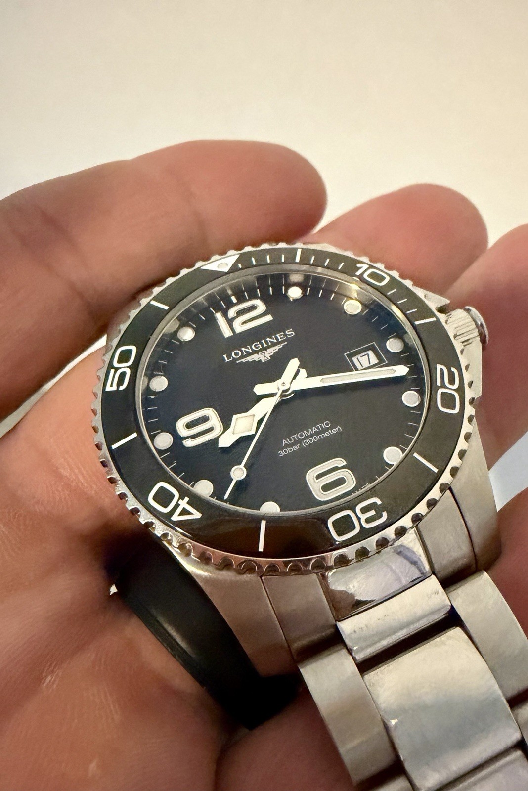 Longines HydroConquest 41mm Automatic 300m Black Dial Date box and papers